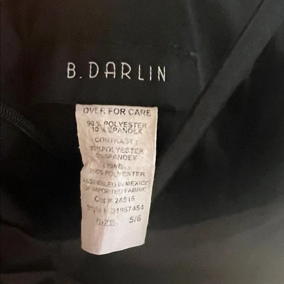 Elegant Black Strappy Dress - Picture 2 of 3